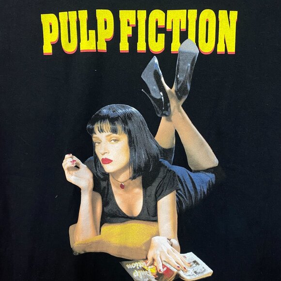 Pulp Fiction Uma Thurman's Mia Wallace Movie Poster Tee Small - Picture 2 of 4